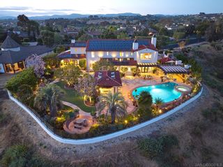 Main Photo: CARMEL VALLEY House for sale : 5 bedrooms : 14198 Caminito Vistana in San Diego