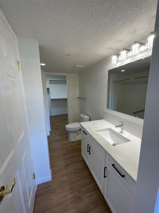 Photo 12: 230 7229 Sierra Morena Boulevard SW in Calgary: Signal Hill Apartment for sale : MLS®# A1253610