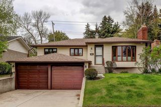 Main Photo: 84 Cheyenne Crescent NW in Calgary: Charleswood Detached for sale : MLS®# A2134446