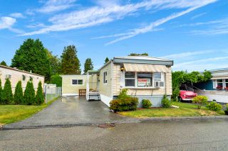 Photo 1: 46 8254 134 Street in Surrey: Queen Mary Park Surrey Manufactured Home for sale in "WESTWOOD ESTATES" : MLS®# R2501535