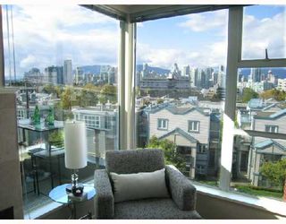 Photo 9: 324 638 W 7TH Avenue in Vancouver: Fairview VW Condo for sale in "OMEGA" (Vancouver West)  : MLS®# V708092