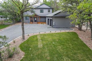 Photo 2: 4212 Roblin Boulevard in Winnipeg: Charleswood Residential for sale (1G)  : MLS®# 202023907