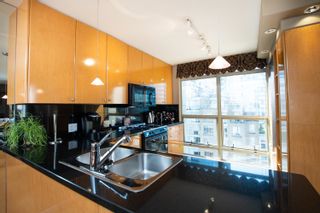 Photo 11: 1407 819 HAMILTON Street in Vancouver: Downtown VW Condo for sale in "8-1-9" (Vancouver West)  : MLS®# R2597903