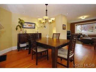 Photo 4: 1044 Redfern St in VICTORIA: Vi Fairfield East House for sale (Victoria)  : MLS®# 518219