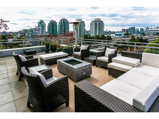Main Photo: # 801 221 UNION ST in Vancouver: Mount Pleasant VE Condo for sale (Vancouver East)  : MLS®# V1033971