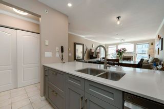 Photo 3: 401 2490 W 2ND Avenue in Vancouver: Kitsilano Condo for sale in "TRINITY PLACE" (Vancouver West)  : MLS®# R2871688