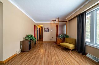 Photo 5: 874 CONSOL Avenue in Winnipeg: East Kildonan Residential for sale (3B)  : MLS®# 202205045