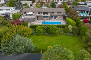 Photo 35: 4364 SOUTHWOOD Street in Burnaby: South Slope House for sale (Burnaby South)  : MLS®# R2510617