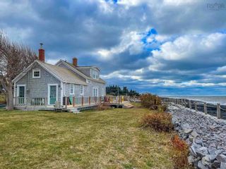Photo 1: 12341 Shore Road in Port George: 400-Annapolis County Residential for sale (Annapolis Valley)  : MLS®# 202128250