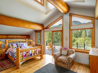 Photo 17: 8431 GOLDEN BEAR Place in Whistler: Green Lake Estates House for sale in "Green Lake Estates" : MLS®# R2815453