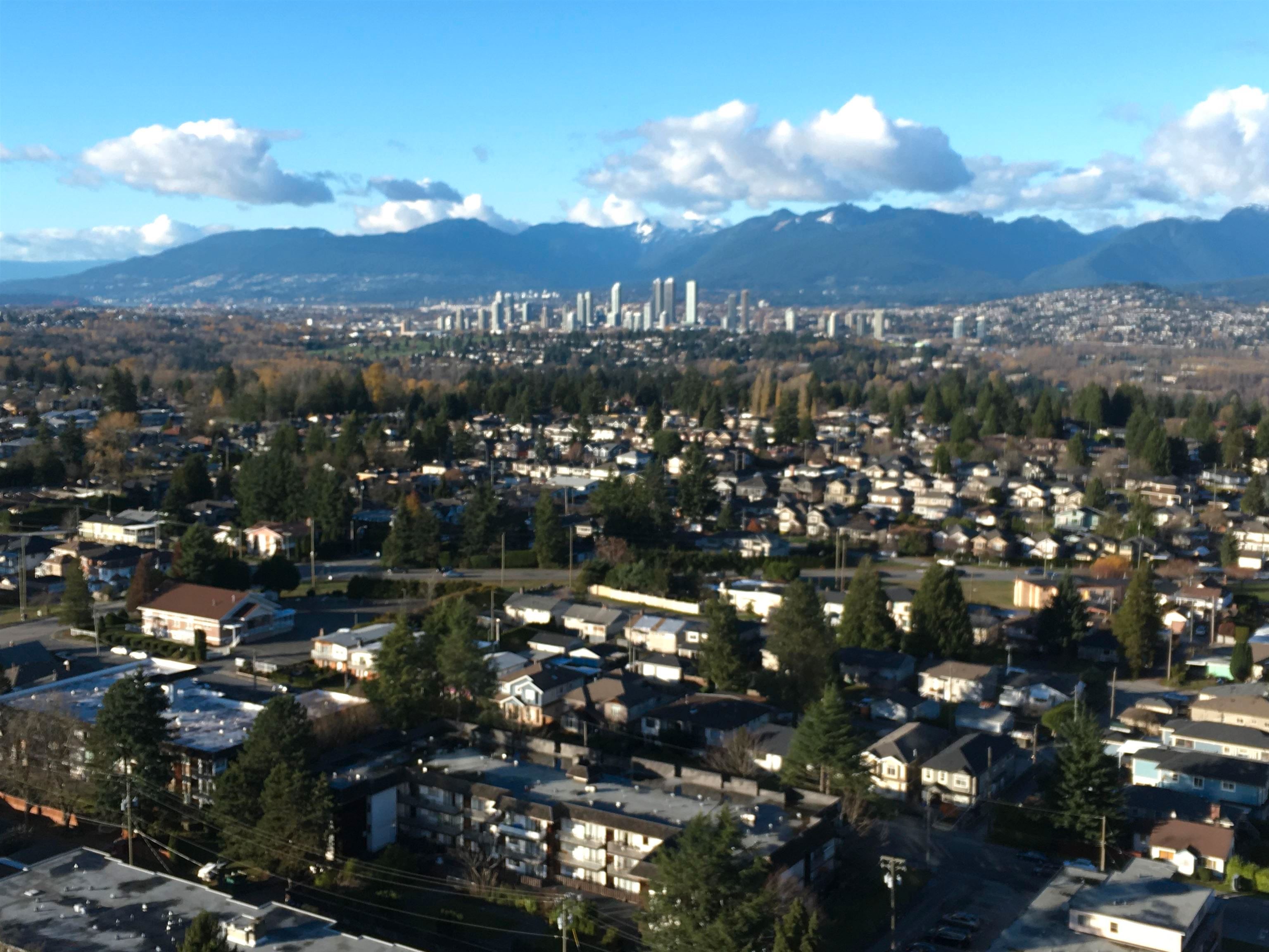 Main Photo: 2903 7088 SALISBURY Avenue in Burnaby: Highgate Condo for sale in "The West" (Burnaby South)  : MLS®# R2633209