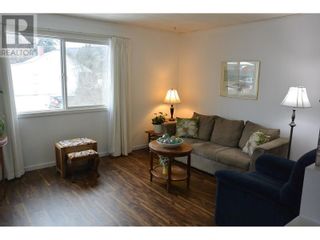 Photo 2: 763 BROUGHTON AVENUE in Quesnel: House for sale : MLS®# R2870533