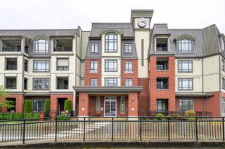 Photo 3: 419 8880 202 Street in Langley: Walnut Grove Condo for sale in "The Residences at Village Square" : MLS®# R2876731