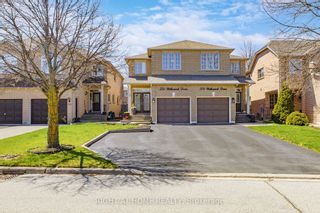 Photo 1: 576 Willowick Drive in Newmarket: Stonehaven-Wyndham House (2-Storey) for sale : MLS®# N8272026