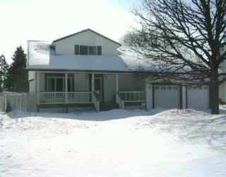 Photo 1: 210 AVALON Road in Winnipeg: St Vital Single Family Detached for sale (South East Winnipeg)  : MLS®# 2703492