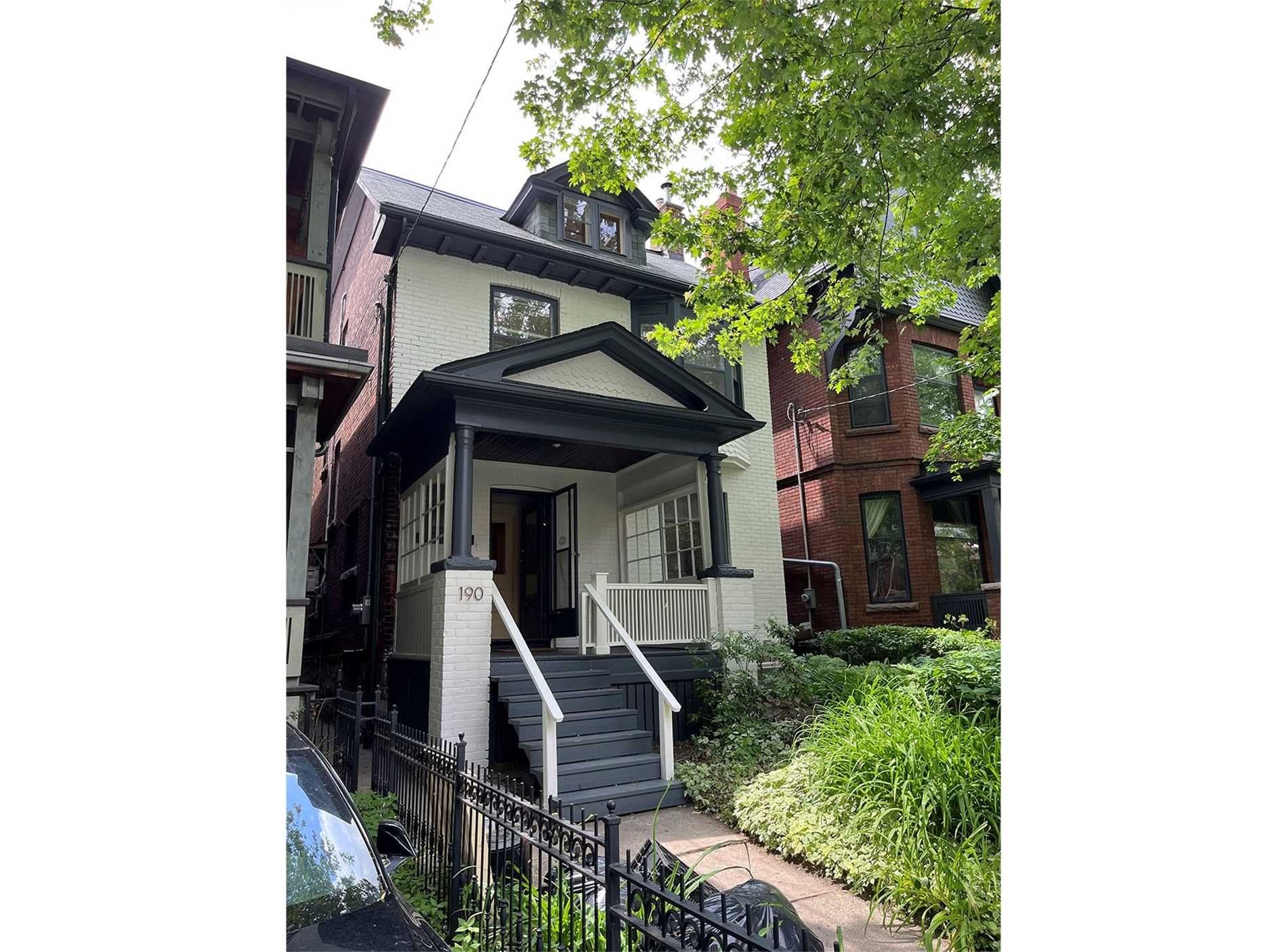 Main Photo: 190 Crawford Street in Toronto: Trinity-Bellwoods House (3-Storey) for sale (Toronto C01)  : MLS®# C5759696