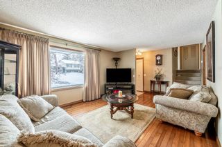 Photo 12: 207 Silvercreek Close NW in Calgary: Silver Springs Detached for sale : MLS®# A2027039