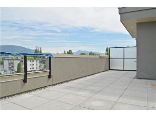Photo 18: 403 2349 WELCHER Avenue in Port Coquitlam: Central Pt Coquitlam Condo for sale in "Altura" : MLS®# R2638034