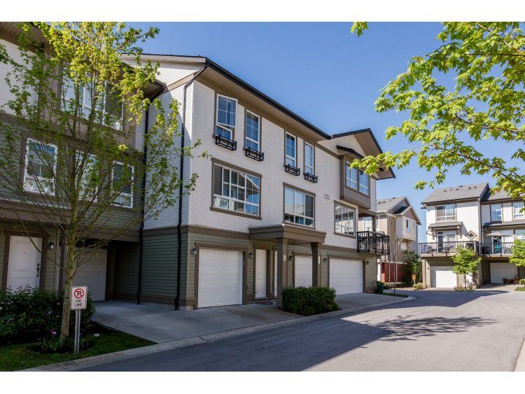 Main Photo: 99 19505 68A Avenue in Surrey: Clayton Townhouse for sale in "Clayton Rise" (Cloverdale)  : MLS®# R2058901