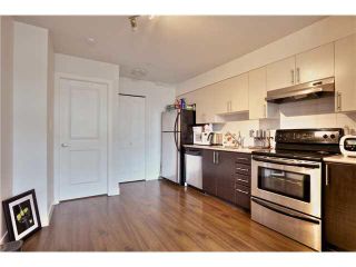 Photo 9: 106 5568 KINGS Road in Vancouver: University VW Townhouse for sale in "GALLERIA" (Vancouver West)  : MLS®# V1109797