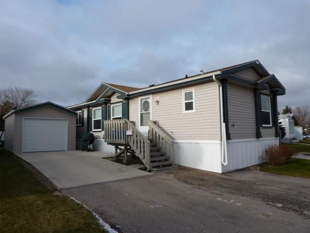 Main Photo:  in WINNIPEG: St Vital Residential for sale (South East Winnipeg)  : MLS®# 1103186