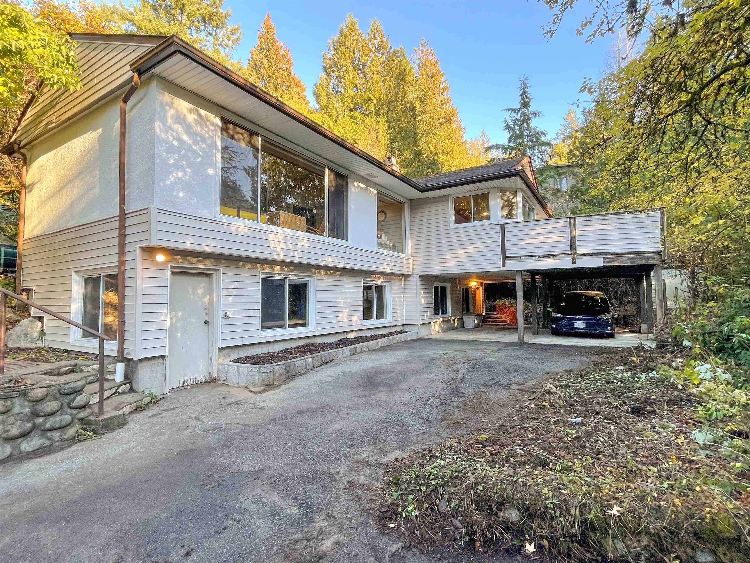 Main Photo: 4990 WATER Lane in West Vancouver: Olde Caulfeild House for sale : MLS®# R2736613