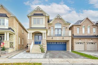 Photo 1: 35 Yakefarm Boulevard in Whitchurch-Stouffville: Stouffville House (2-Storey) for sale : MLS®# N8219018