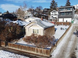 Photo 4: 942 5 Avenue NE in Calgary: Bridgeland/Riverside Detached for sale : MLS®# A2017625