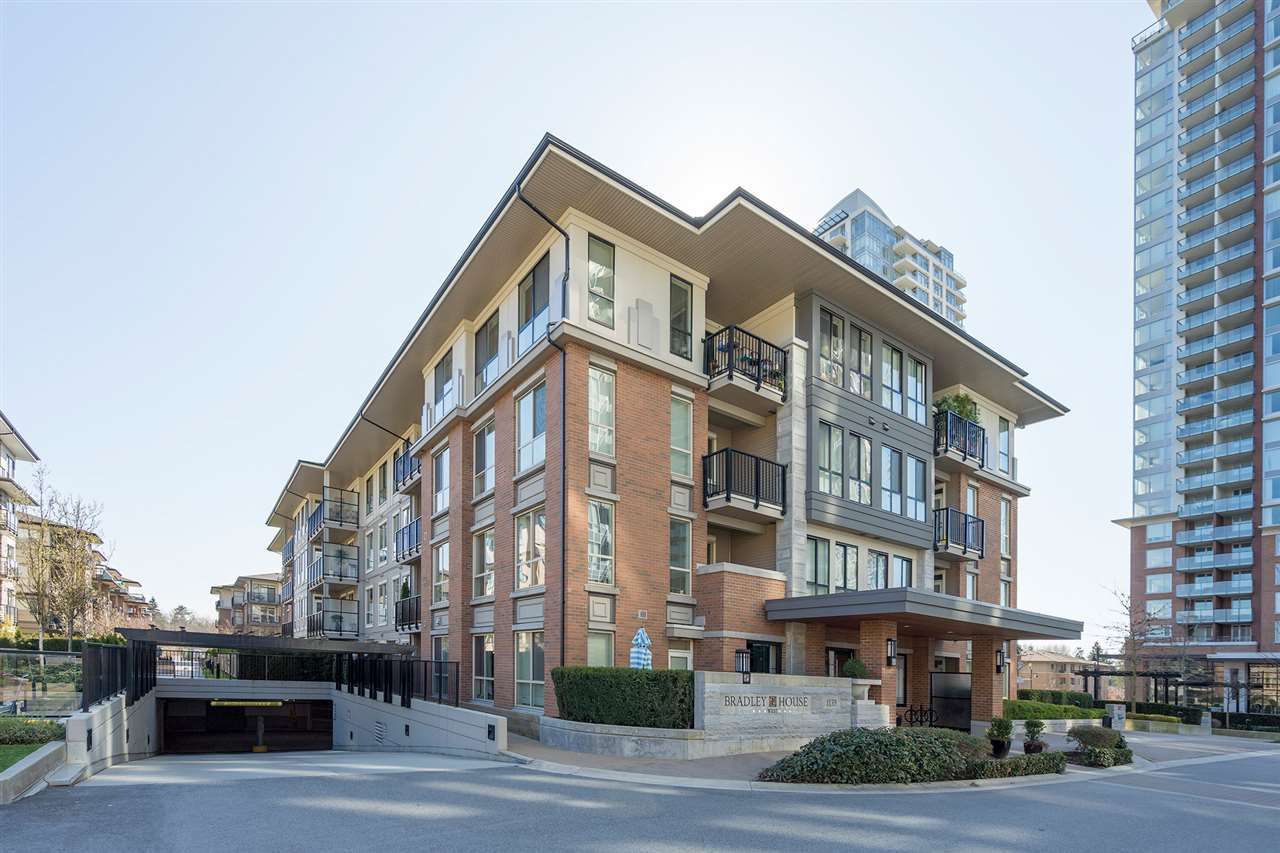 Main Photo: 403 1135 WINDSOR Mews in Coquitlam: New Horizons Condo for sale in "BRADLEY HOUSE AT WINDOR GATE" : MLS®# R2355010