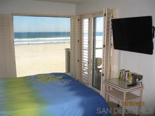 Main Photo: MISSION BEACH Condo for rent : 2 bedrooms : 3755 Ocean Front Walk in San Diego