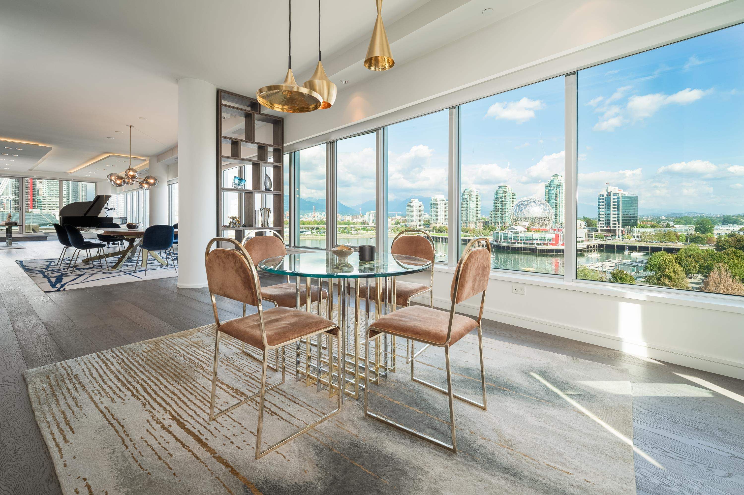 Main Photo: 701 151 ATHLETES Way in Vancouver: False Creek Condo for sale in "CANADA HOUSE ON THE WATER" (Vancouver West)  : MLS®# R2653667
