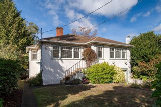 Photo 1: 334 Irving Rd in Victoria: Vi Fairfield East House for sale : MLS®# 951365