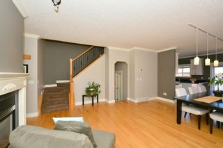 Photo 7: 4531 20 AV NW in Calgary: Montgomery House for sale : MLS®# C4108854