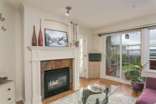Photo 2: 112 333 E 1ST Street in North Vancouver: Lower Lonsdale Condo for sale in "VISTA WEST" : MLS®# R2216499