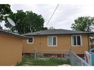 Photo 3: 504 Dalton Street in WINNIPEG: North End Residential for sale (North West Winnipeg)  : MLS®# 1212597