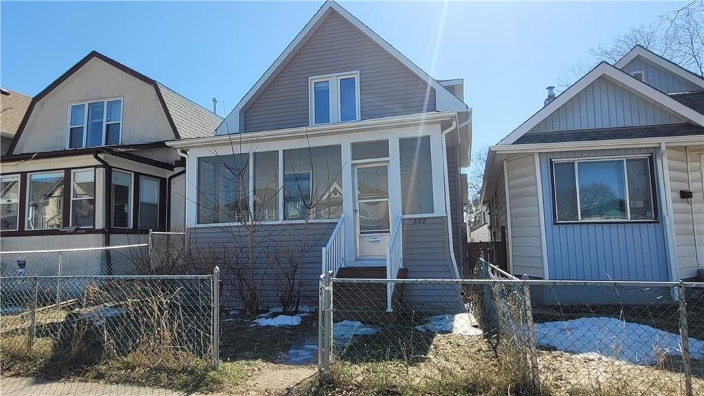 Main Photo: 480 Carlaw Avenue in Winnipeg: Fort Rouge Residential for sale (1Aw)  : MLS®# 202309997