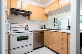 Photo 13: 402 988 W 21ST Avenue in Vancouver: Cambie Condo for sale in "SHAUGHNESSY HEIGHTS" (Vancouver West)  : MLS®# R2596827