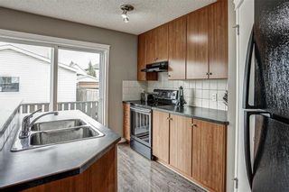 Photo 11: 435 PRESTWICK Circle SE in Calgary: McKenzie Towne Detached for sale : MLS®# C4303258