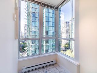 Photo 17: 2202 1328 W PENDER Street in Vancouver: Coal Harbour Condo for sale in "Classico" (Vancouver West)  : MLS®# R2629055