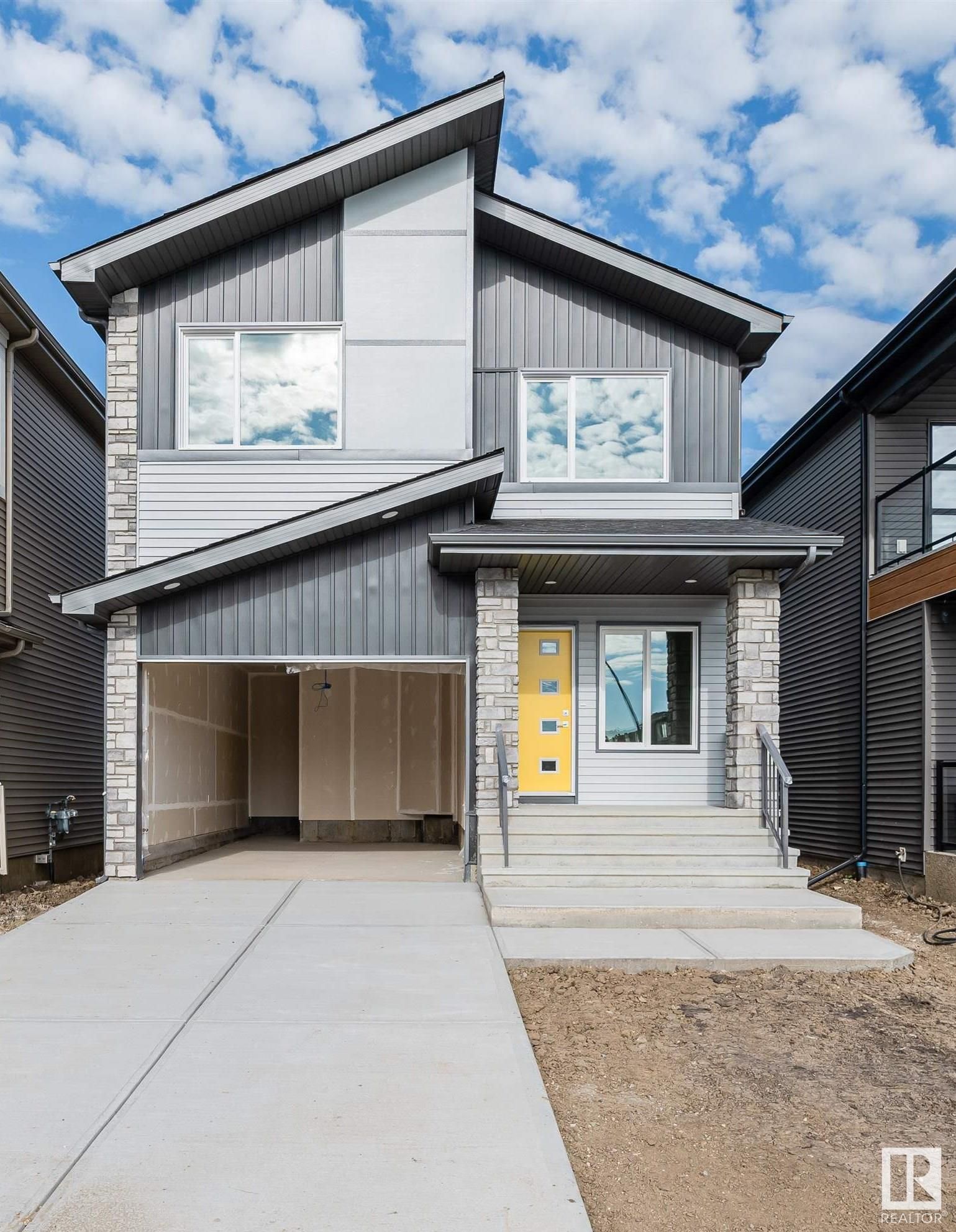 Main Photo: 2628 198 Street in Edmonton: Zone 57 House for sale : MLS®# E4307134