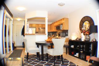 Photo 5: 406 2615 JANE Street in Port Coquitlam: Central Pt Coquitlam Condo for sale in "BURLEIGH GREEN" : MLS®# R2037445