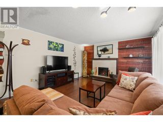 Photo 4: 1304 Lund Road in Kelowna: House for sale : MLS®# 10303933