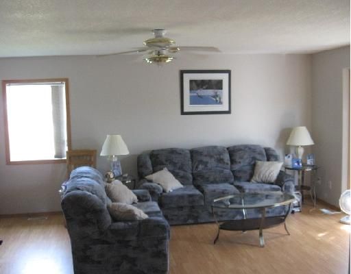 Photo 2: Photos: 3912 COTTONWOOD Road in Fort_Nelson: Fort Nelson -Town House for sale (Fort Nelson (Zone 64))  : MLS®# N183359
