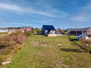 Photo 4: 2844 Main Street in Clark's Harbour: 407-Shelburne County Residential for sale (South Shore)  : MLS®# 202225220
