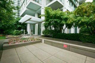 Photo 18: 205 1680 BAYSHORE Drive in Vancouver: Coal Harbour Condo for sale (Vancouver West)  : MLS®# R2106143
