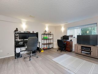Photo 18: 740 Rockheights Ave in Esquimalt: Es Rockheights House for sale : MLS®# 960454
