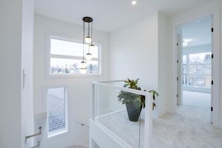 Photo 18: 532 Northmount Drive NW in Calgary: Highwood Detached for sale : MLS®# A2020127