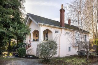 Photo 18: 326 Irving Rd in Victoria: Vi Fairfield East House for sale : MLS®# 921373