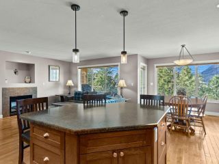 Photo 5: 2084 HIGHLAND PLACE in Kamloops: Juniper Ridge House for sale : MLS®# 178065