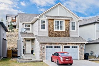 Photo 2: 319 St Moritz Drive SW in Calgary: Springbank Hill Detached for sale : MLS®# A1229853